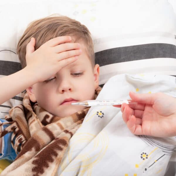 Influenza gyermekeknél: hogyan ismerjük fel és kezeljük